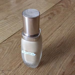 La Mer Soft Fluid Foundation "Creme 03" shade